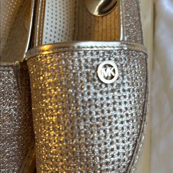 Michael Kors Gold Espadrille Shoes with Woven Texture - Picture 5 of 7